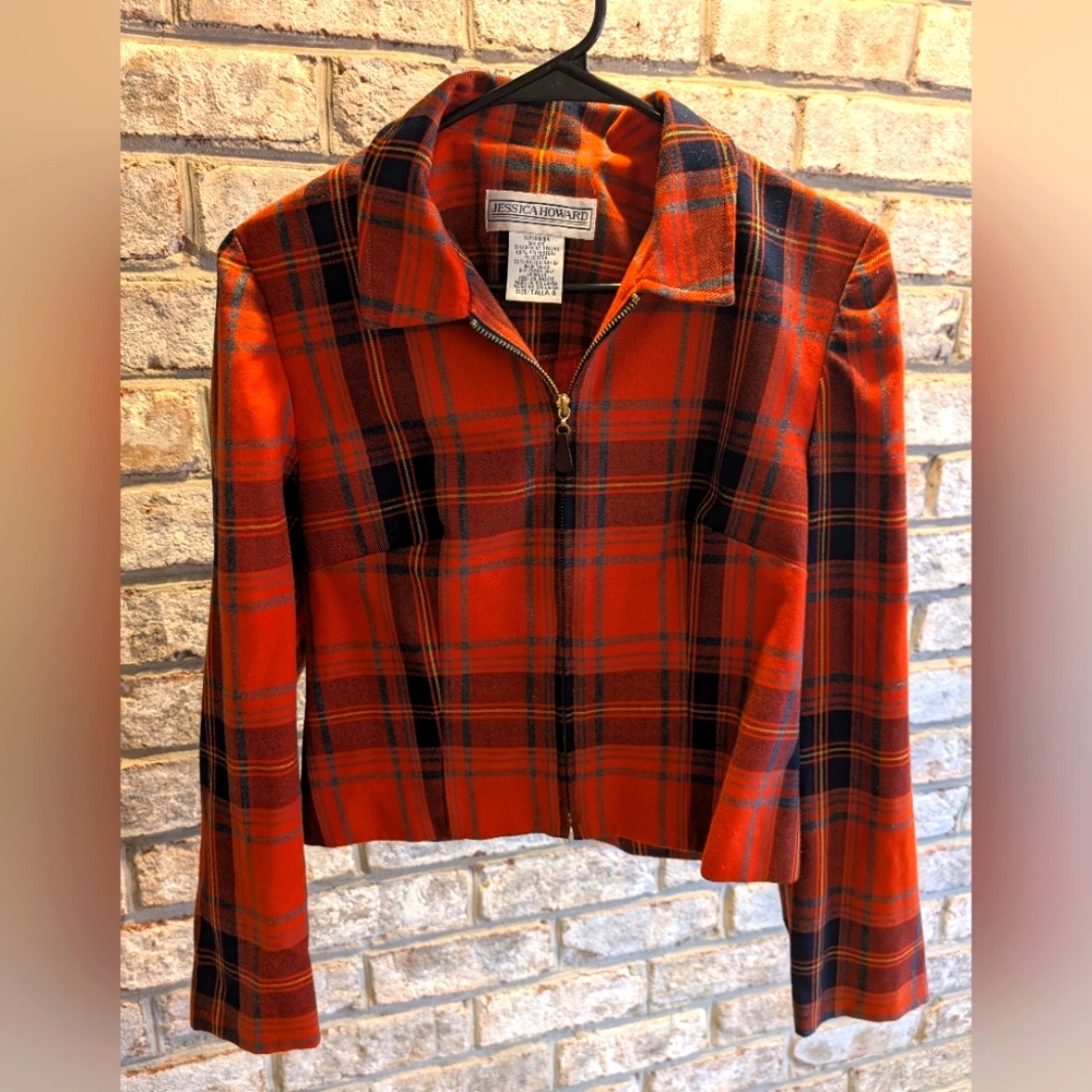 Plaid women's zip up top